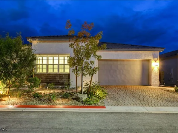 9021 Skye Treeline St, Las Vegas, NV 89166