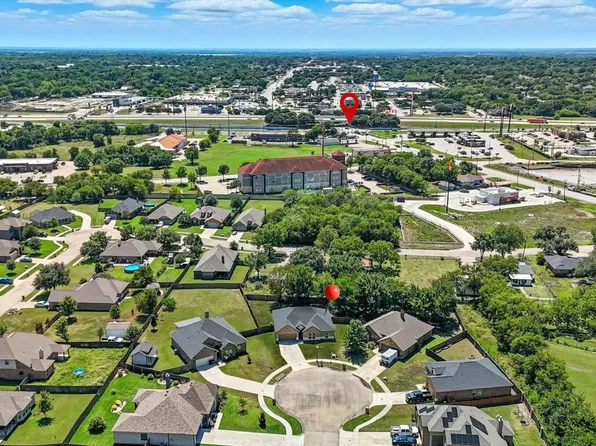 1601 Jupiter Ln, Ennis, TX 75119