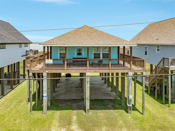 1741 Bluewater Hwy, Surfside Beach, TX 77541