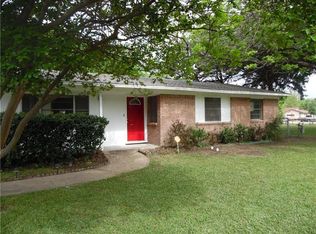 2334 Monteleon Rd, Grand Prairie, TX 75051