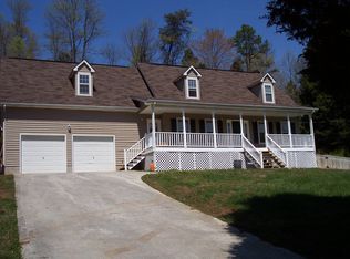 312 Jefferson Ave, Clinton, TN 37716