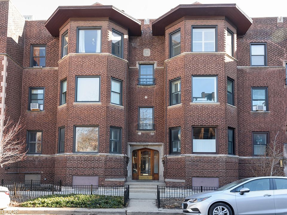 1st image of 3519 N Pine Grove Ave APT 1N