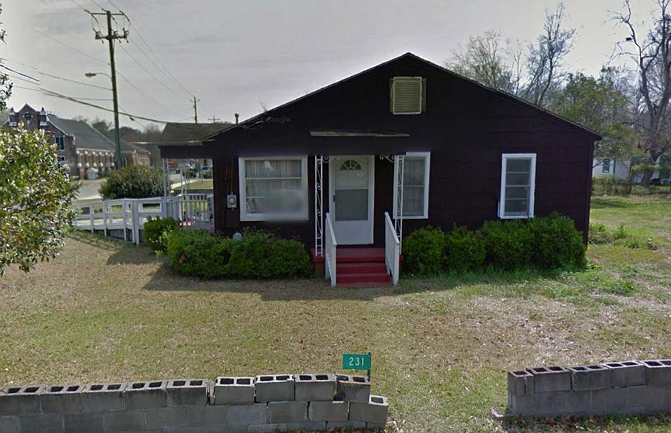 2nd image of 231 May Ave