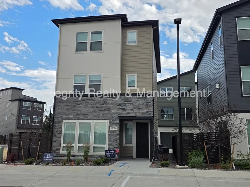 11014 E Hinsdale Cir