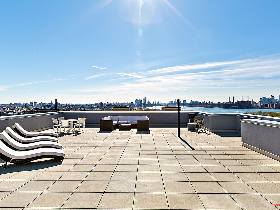 1st image of 2-26 50th Ave #11E