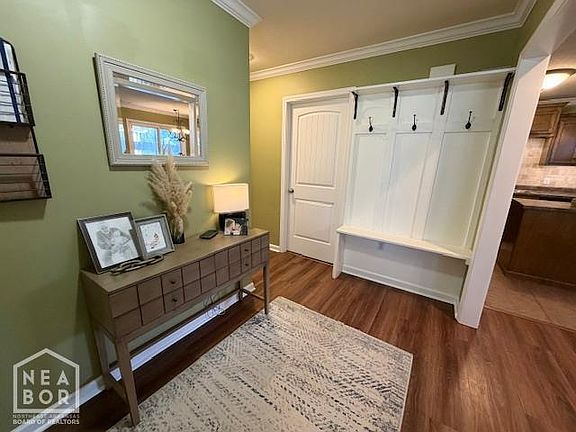 3rd image of 5292 Nathan Dr