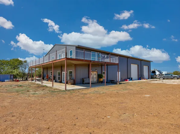 1174 County Road 444, Gainesville, TX 76240
