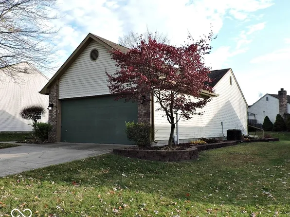 8419 Brook Pointe Ct, Indianapolis, IN 46234
