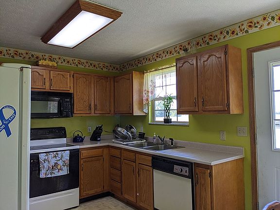 Large kitchen