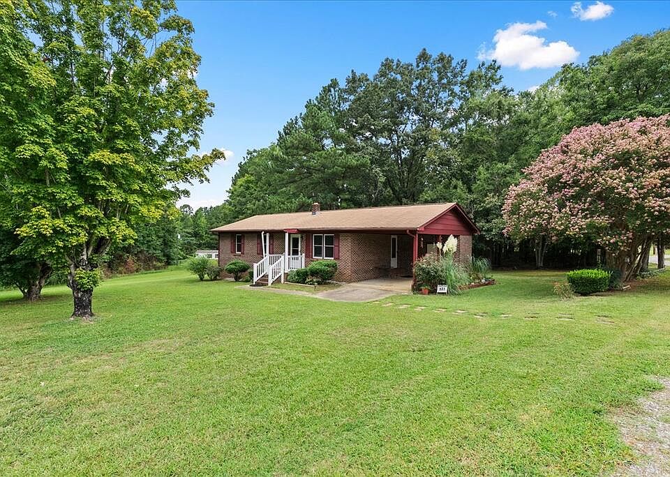 1st image of 131 Engle Rd