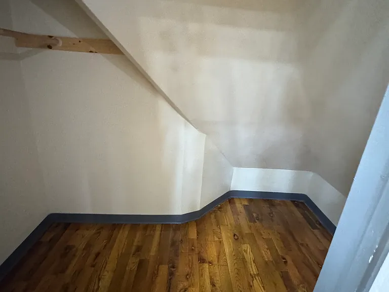 425 Park Ave #3 — Photo 4