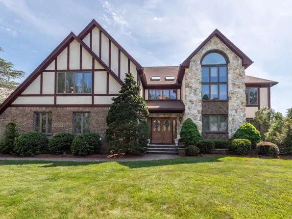 13 Fox Run, North Caldwell Boro, NJ 07006