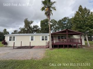 5609 Five Acre Rd, Plant City, FL 33565