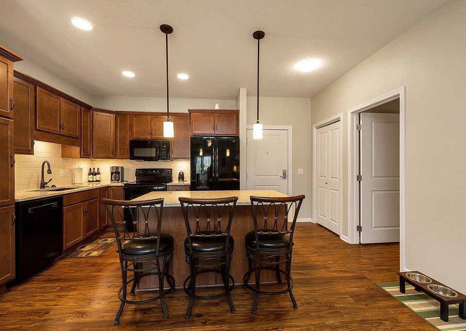 1427 34th Ave SW Altoona IA Zillow