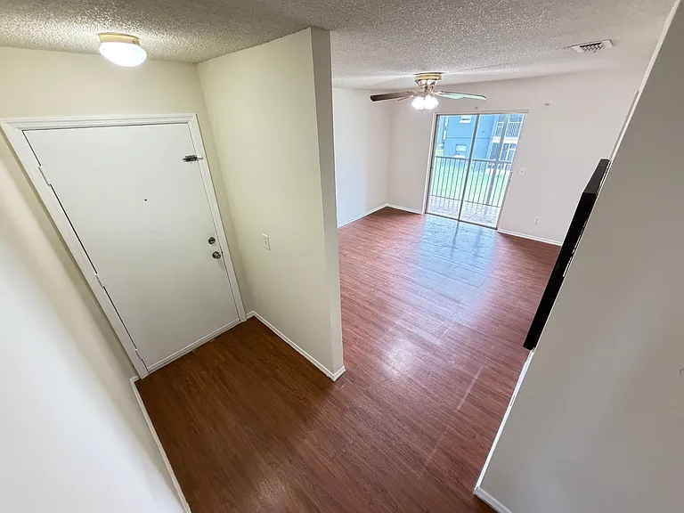 4124 Pershing Pointe Pl #4 — Photo 11