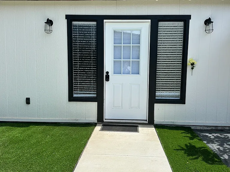 1300 Oak Ave #1 — Photo 14