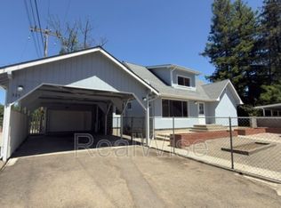 335 W Birch Ct, Roseburg, OR 97471