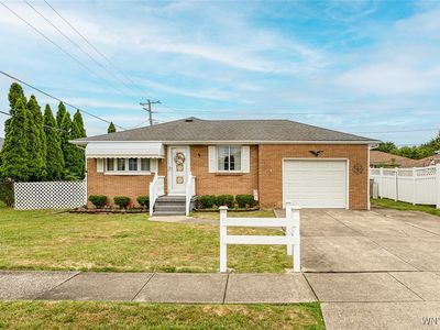 8 Satinwood Dr, Cheektowaga, NY, 14225