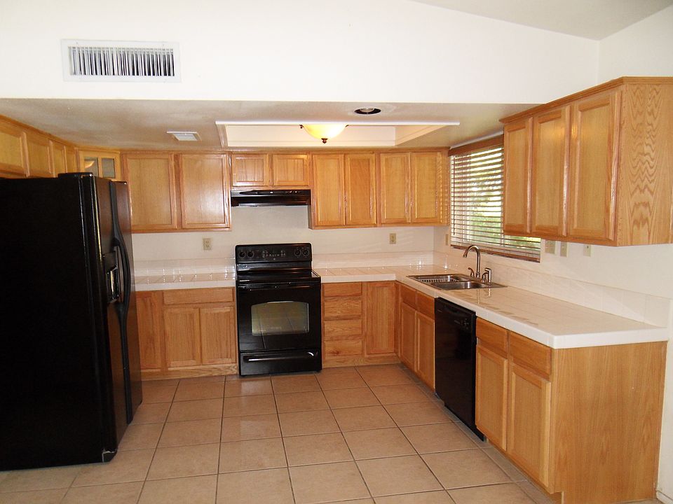 2nd image of 6350 W Eva St