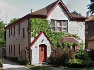 3240 N 48th St #3242, Milwaukee, WI 53216