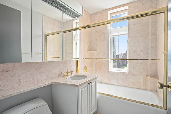Rented by Douglas Elliman | media 18
