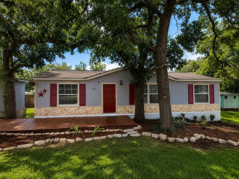402 County Road 126A — Photo 13