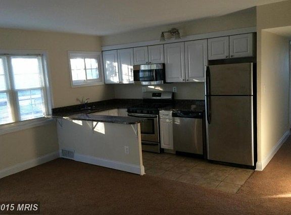 2nd image of 1931 N Cameron St APT 8