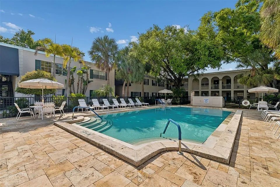 Community pool
