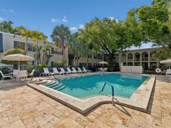 4335 Aegean Dr, Tampa, FL