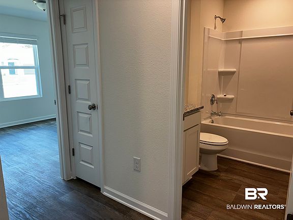 4th image of 24226 Veranda Cir