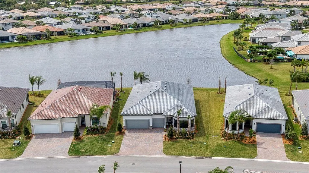 4 bed, 3.0 bath, 2745 sqft, $6,500 — Photo 3