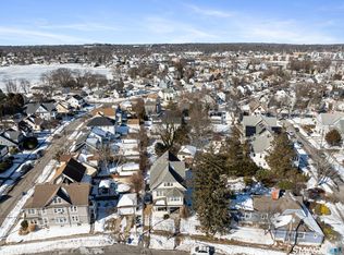 373-375 377 Midland St, Bridgeport, CT 06605