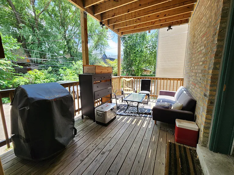 1241 N Wolcott Ave #1 — Photo 18