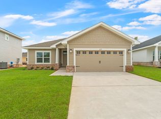 215 Speckled Trout Ln N, Freeport, FL 32439