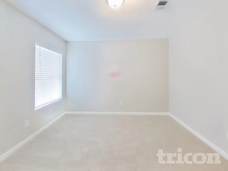 10050 Cerritos Dr — Photo 12