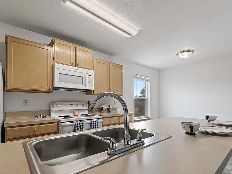 Trails End Apartments — Photo 2
