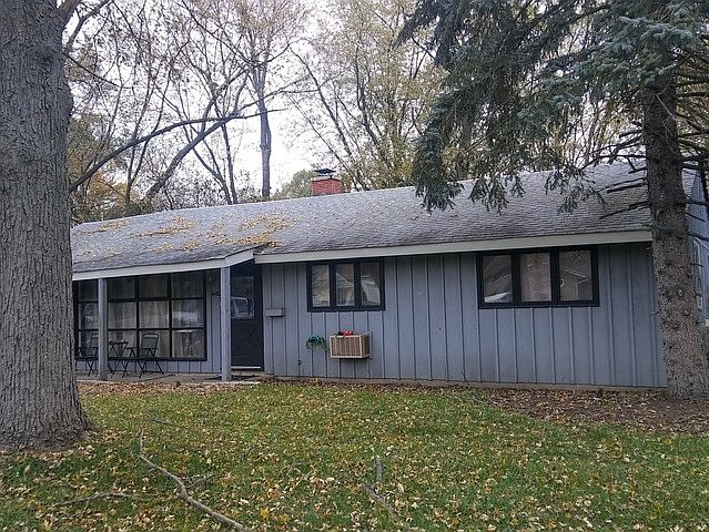 1st image of 4450 182nd St