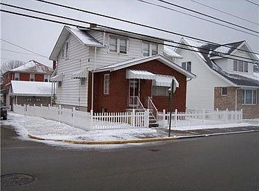 1st image of 1003 Henry St