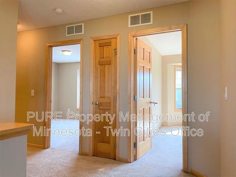 3152 Legacy Ln — Photo 21