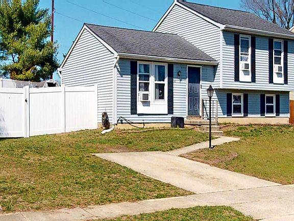 3rd image of 37 Decatur Ln