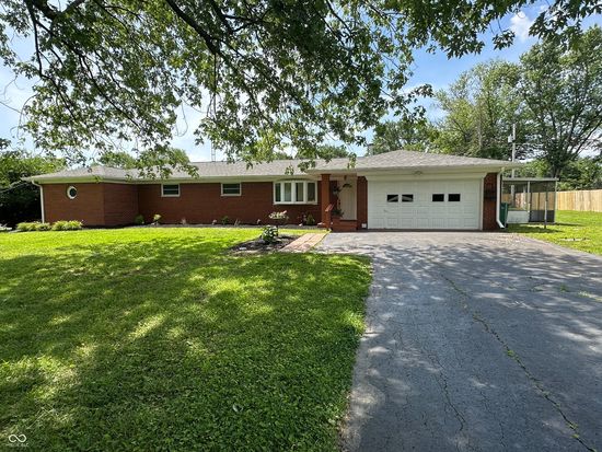 6237 E Lynn Dr, Mooresville, IN 46158