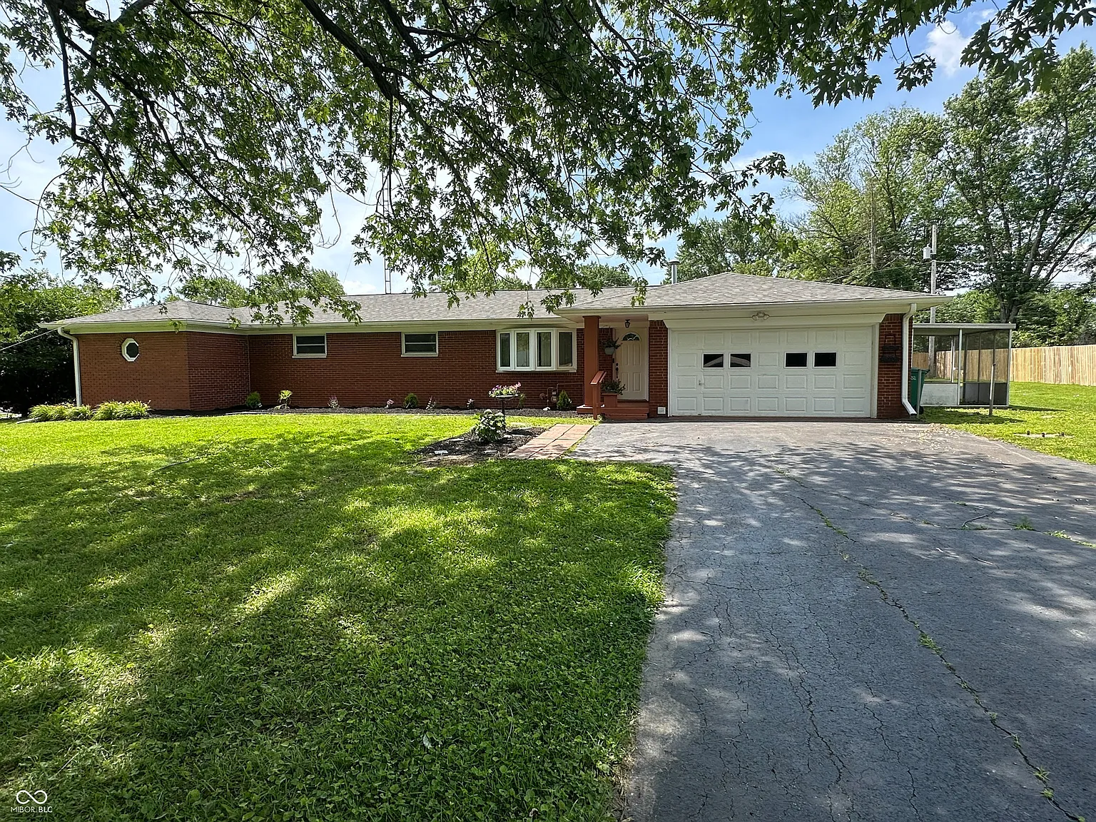 6237 E Lynn Dr photo 1