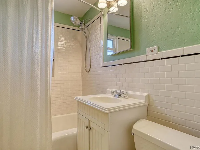 4122 S Galapago St — Photo 9