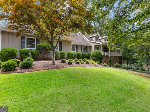 101 Deal Dr, Lagrange, GA 30240