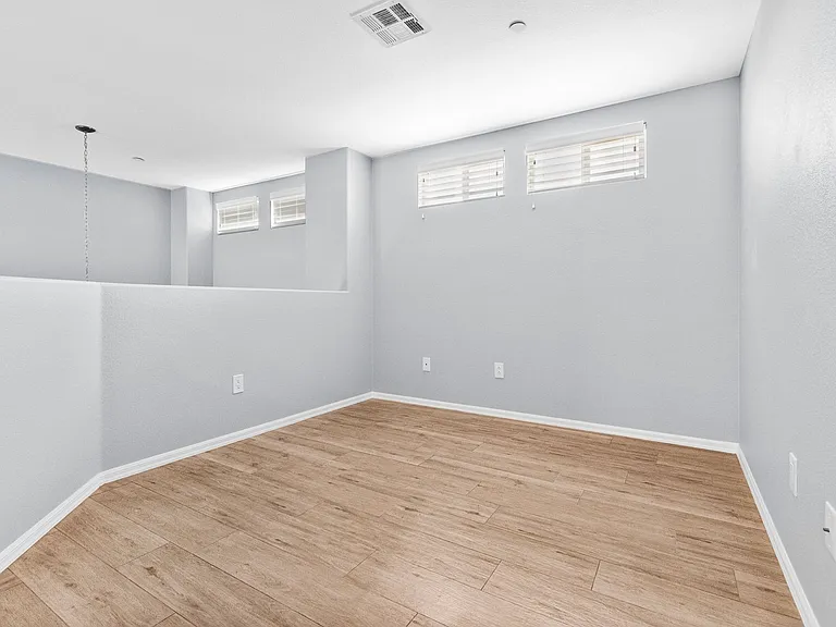 1560 Plaza Centre Dr #105 — Photo 10