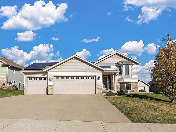 2nd image of 4413 35th St NW