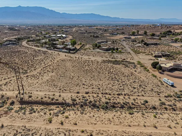 4305 Huron Dr NE, Rio Rancho, NM 87144