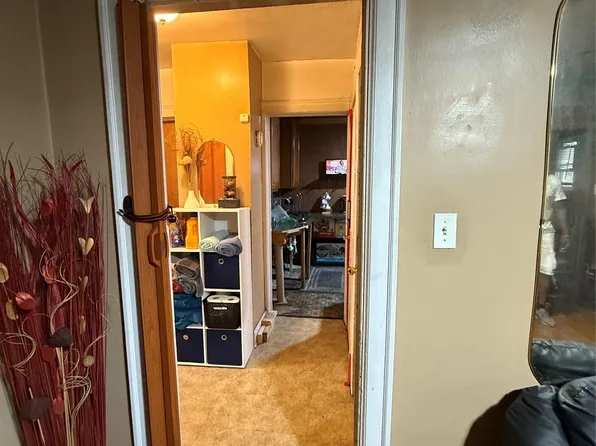 18427 Ryan Rd, Detroit, MI 48234