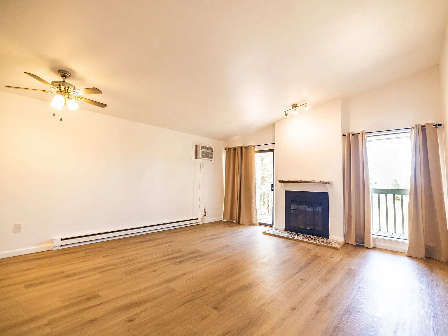2525 N Nettleton St — Photo 3