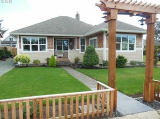 315 7th Ave, Seaside, OR 97138